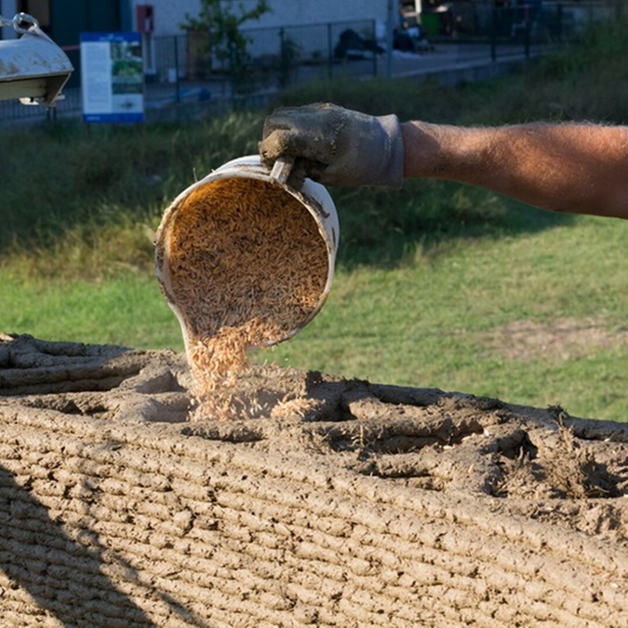 Reishülsen als Baumaterial