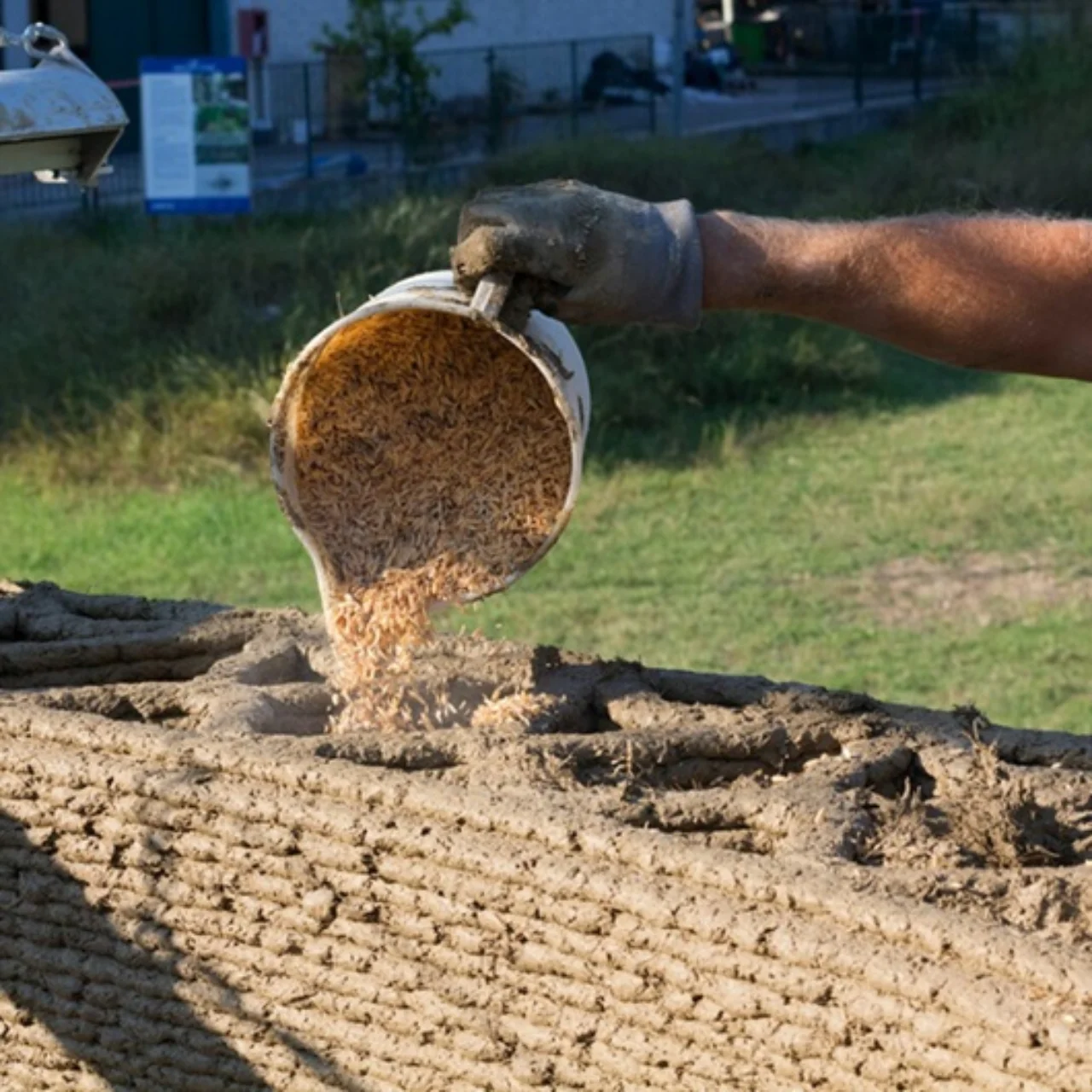 Reishülsen als Baumaterial