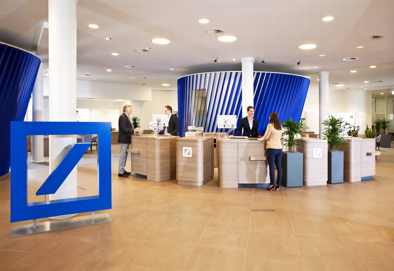 The branch concept focuses on advisory services