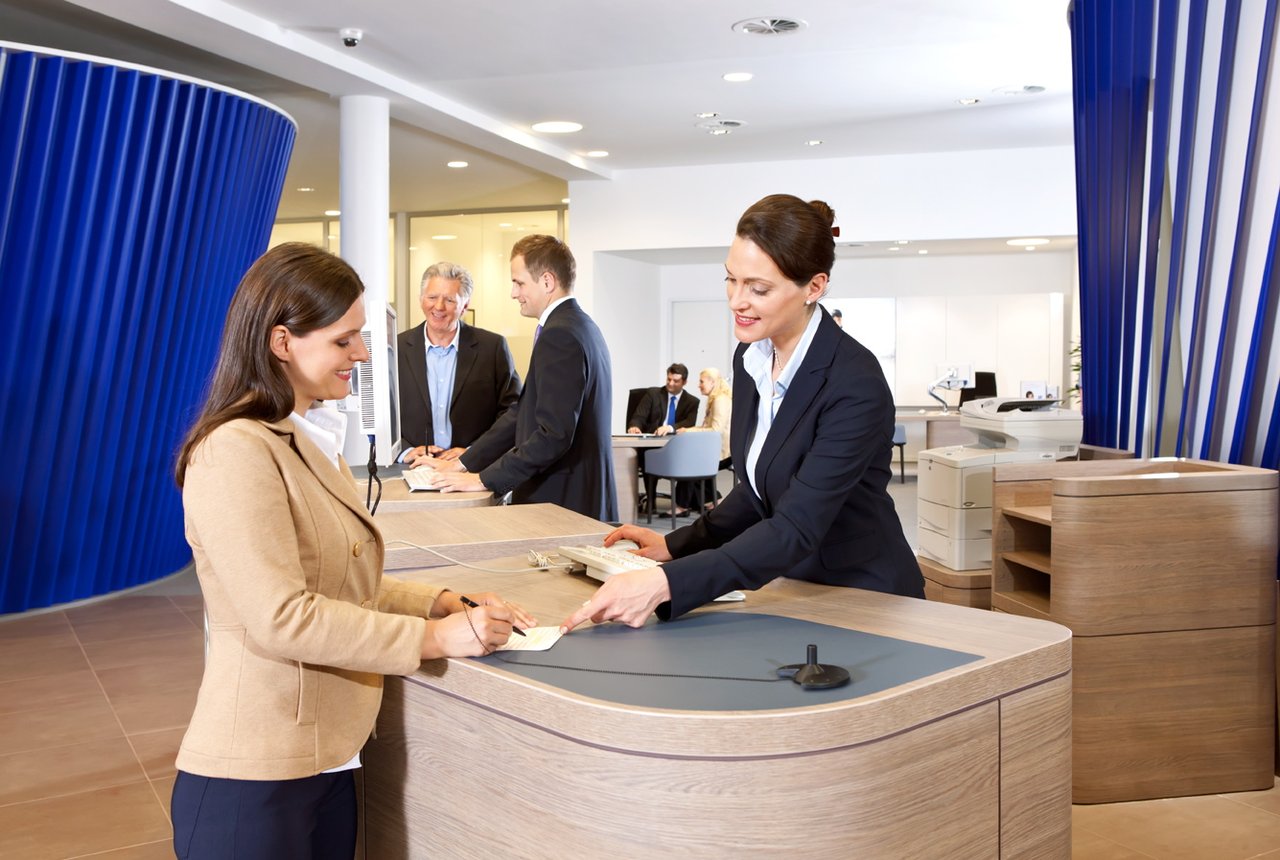 Bank transactions can be quickly and easily completed over the information counter