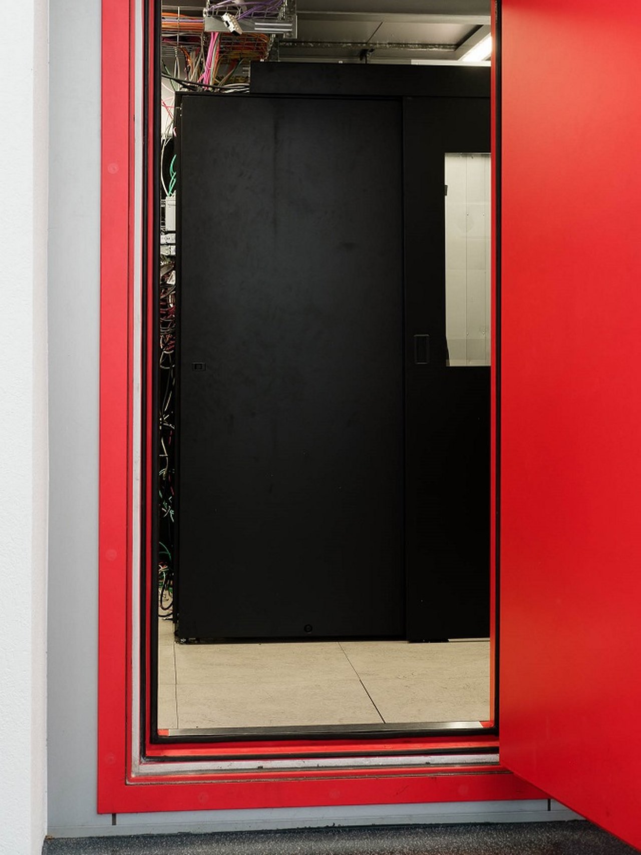 Data centre at Schäfer Shop (c) Heinrich Holtgreve Ostkreuz