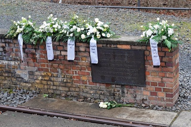 Yad-vashem.jpg