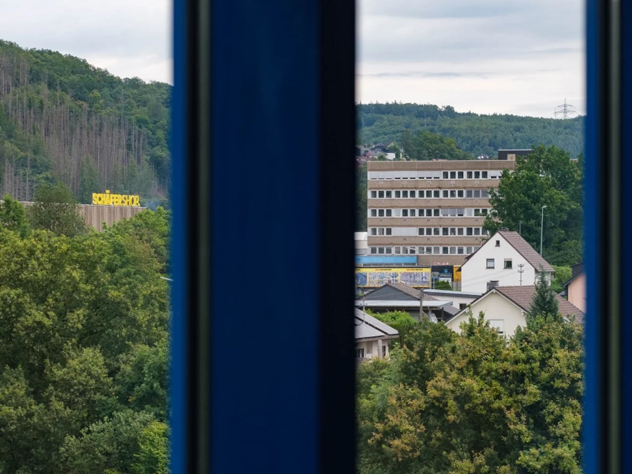 Schäfer Shop Blick auf Firmengebäude (c) Heinrich Holtgreve Ostkreuz