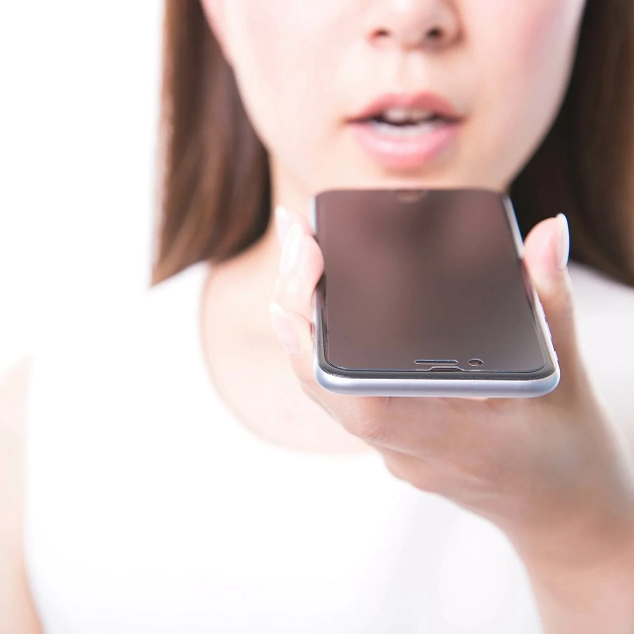 Frau am Telefon