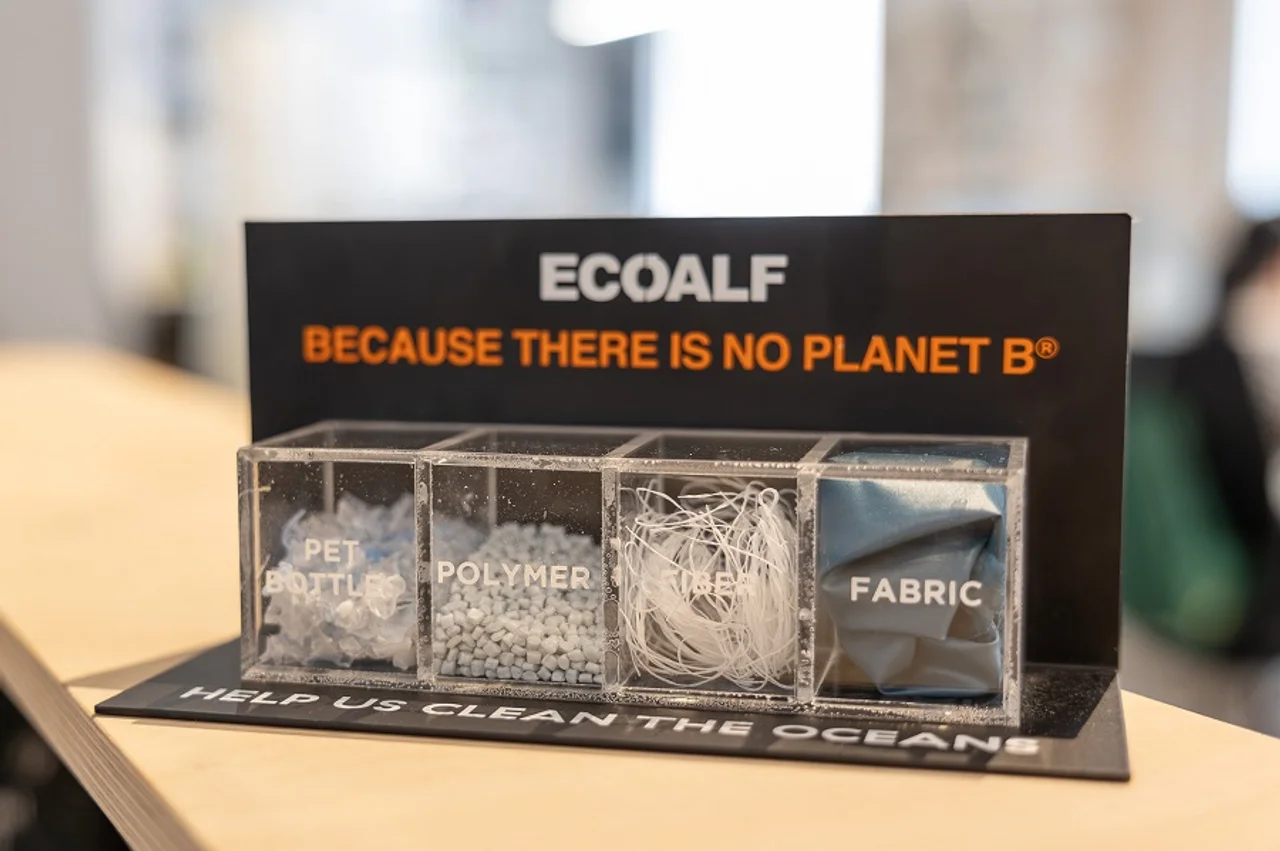 Ecoalf Materialproben recycled