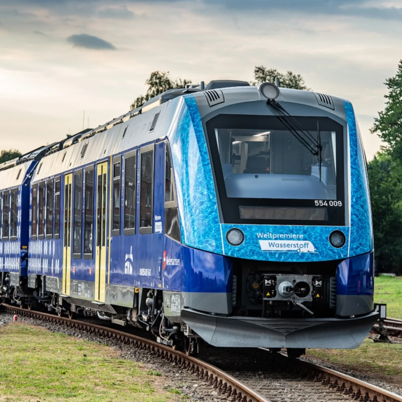 Coradia iLint hydrogen train copyrights Alstom Sabrina Adeline Nagel
