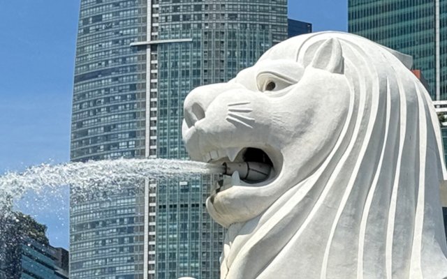 Mouth of the merlion
