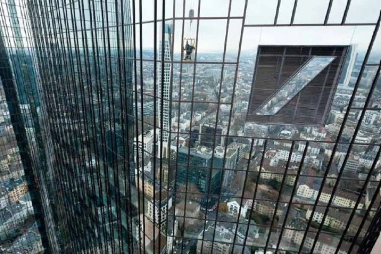 Deutsche Bank logo at headquarters