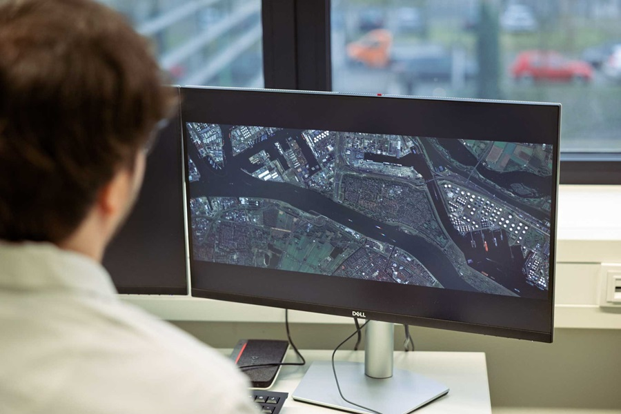 Satellite data at BST