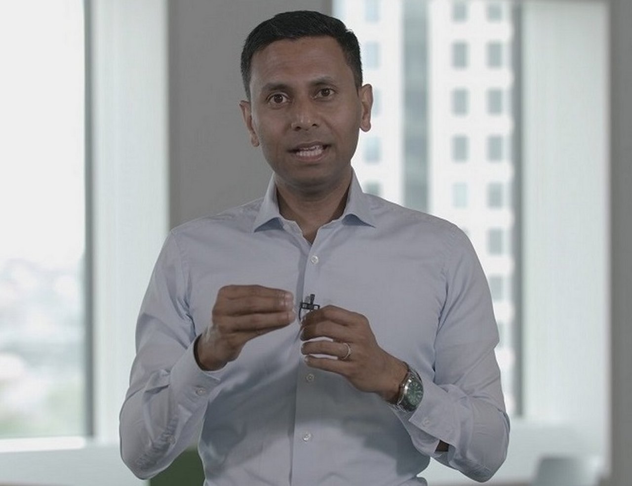 Shivaji Dasgupta bio_2.jpg