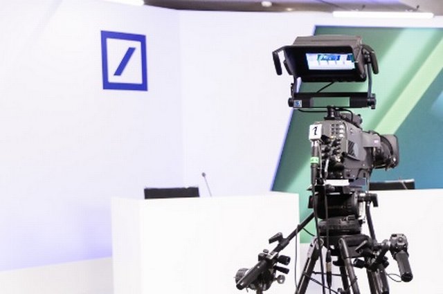 Movie camera