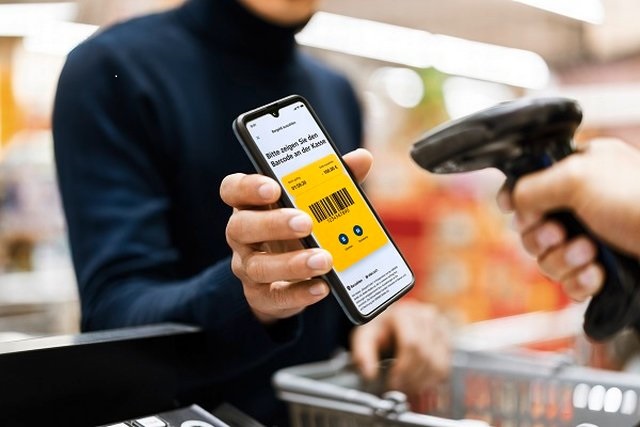 Smartphone mit Bargeld-Code