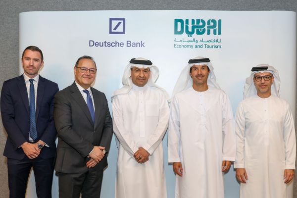 Deutsche-Bank-Dubai-Department-of-Economy-and-Tourism-agreement