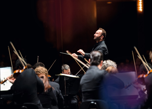 Die Berliner Philharmoniker im Konzert mit Kirill Petrenko, Chefdirigent.
