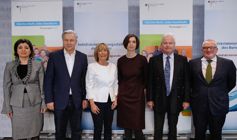 From left to right: Ambassador Gülabatin Sun, Global Head of Diversity, Deutsche Bank; Klaus Wowereit, Christine Lüders, Prof. Jutta Allmendinger, Prof. Frank Faulbaum, Thomas Sattelberger.