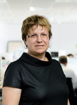 Susanne Müller, Deutsche Bank Mitarbeiterin