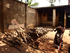 Ugandan cookstoves