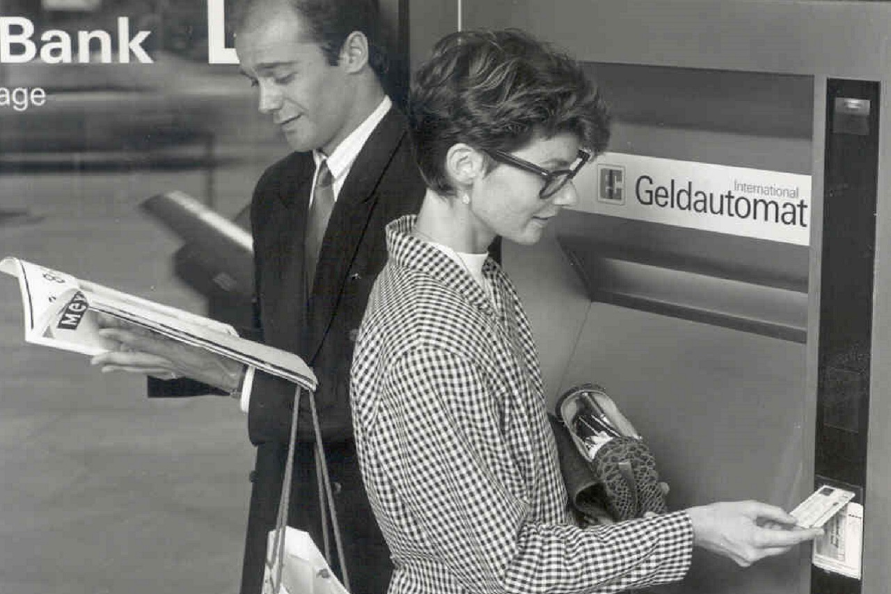 7-atm-1980s-deutsche-bank